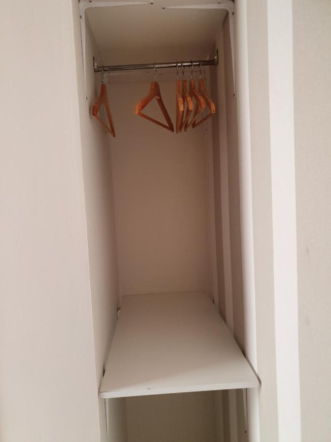 Deluxe Double Room Shower